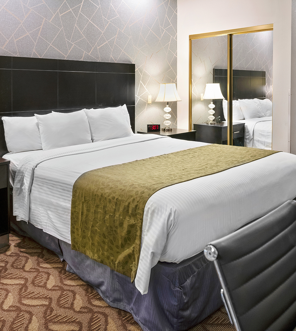 REJUVENATE IN WELL-APPOINTED GUEST ROOMS AT THE GLENDALE HOTEL